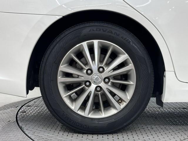 クラウン ２．５ロイヤルサルーン　プレミアムエディション　１オーナー車　Ｂカメラ　フルセグ地デジＴＶ　パワーシート　点検記録簿　キーフリー　スマートキー　クルーズコントロール　ＥＴＣ　アルミホイール　運転席エアバッグ　ＡＡＣ　盗難防止システム　ＨＤＤナビ（19枚目）