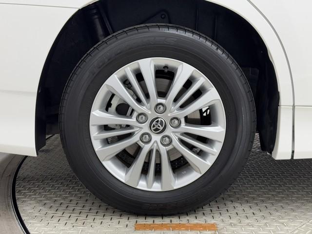 ノア ハイブリッドＳ－Ｇ　両電動ドア　衝突回避ブレーキ　ダブルエアコン　イモビ　クルコン　バックガイドモニター　横滑り防止装置　ＬＥＤヘッドライト　ドライブレコーダー　キーレス　スマートキー　３列シート　アイドリングストップ（18枚目）