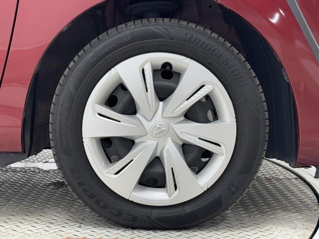 シエンタ ファンベースＧ　バックモニタ－　イモビ　パワステ　ＬＥＤライト　アイスト　デュアルエアバッグ　記録簿有　横滑り防止装置　エアバッグ　ドライブレコーダー　オートエアコン　パワーウィンドウ　ＡＢＳ　スマートキー　ＥＴＣ（19枚目）