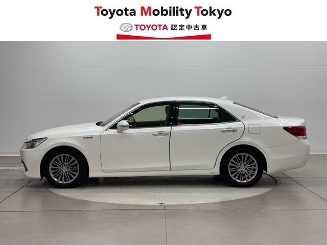 クラウンハイブリッド ロイヤルサルーンＧ　Ｂモニター　ＨＤＤナビゲーション　本革シート　オートエアコン　ナビＴＶ　電動シート　フルセグＴＶ　盗難防止システム　ＡＵＸ　ドラレコ　キーレス　パワーウィンドウ　アルミホイール　横滑り防止装置　ＥＴＣ（3枚目）