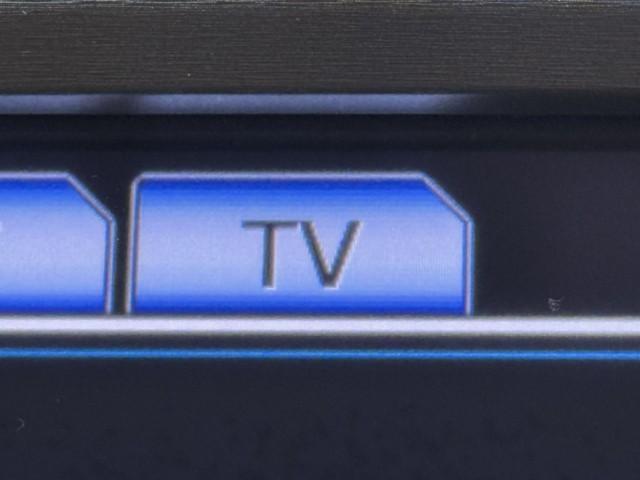 クラウンハイブリッド ロイヤルサルーンＧ　Ｂモニター　ＨＤＤナビゲーション　本革シート　オートエアコン　ナビＴＶ　電動シート　フルセグＴＶ　盗難防止システム　ＡＵＸ　ドラレコ　キーレス　パワーウィンドウ　アルミホイール　横滑り防止装置　ＥＴＣ（7枚目）