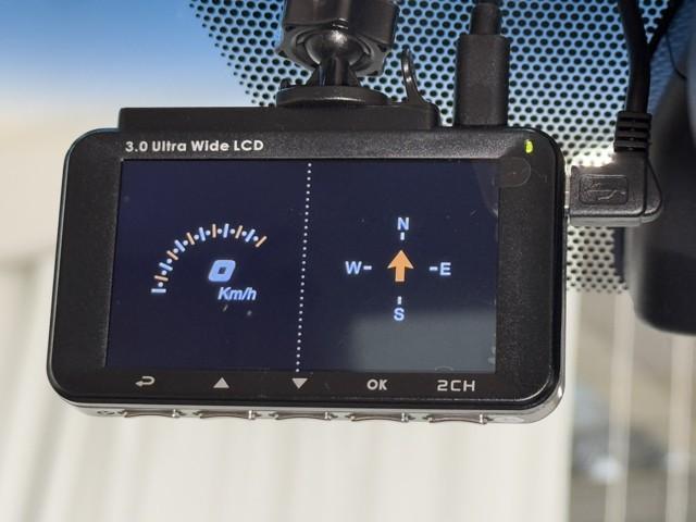 クラウンハイブリッド ロイヤルサルーンＧ　Ｂモニター　ＨＤＤナビゲーション　本革シート　オートエアコン　ナビＴＶ　電動シート　フルセグＴＶ　盗難防止システム　ＡＵＸ　ドラレコ　キーレス　パワーウィンドウ　アルミホイール　横滑り防止装置　ＥＴＣ（8枚目）