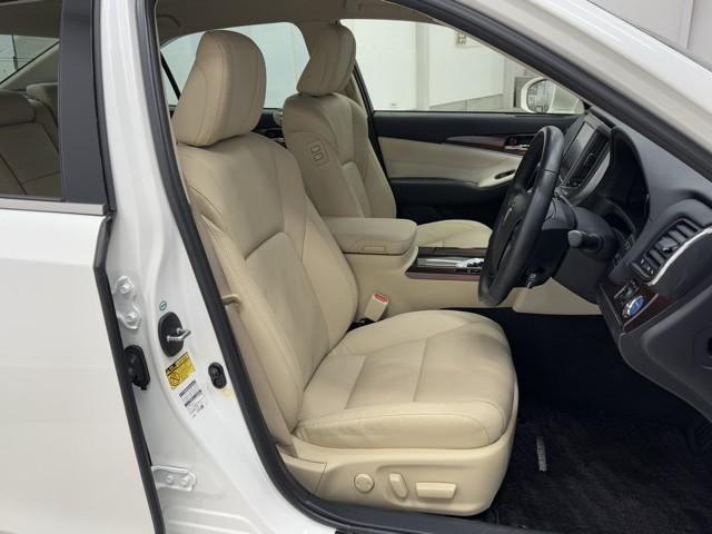 クラウンハイブリッド ロイヤルサルーンＧ　Ｂモニター　ＨＤＤナビゲーション　本革シート　オートエアコン　ナビＴＶ　電動シート　フルセグＴＶ　盗難防止システム　ＡＵＸ　ドラレコ　キーレス　パワーウィンドウ　アルミホイール　横滑り防止装置　ＥＴＣ（15枚目）