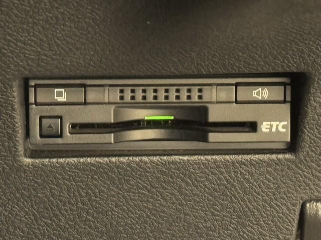 カローラフィールダー 1.5G エアロツアラー ワンセグTV メンテナンスノート ワンオーナー車 キーレス スマキー アイドリングストップ ナビ&TV パワステ パワーウインドウ WSRS アルミ付き AUX ABS DVD再生 AAC エアバッグ(8枚目)