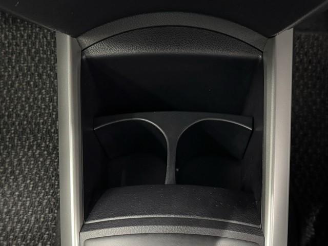 カローラフィールダー 1.5G エアロツアラー ワンセグTV メンテナンスノート ワンオーナー車 キーレス スマキー アイドリングストップ ナビ&TV パワステ パワーウインドウ WSRS アルミ付き AUX ABS DVD再生 AAC エアバッグ(10枚目)