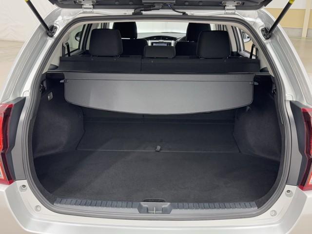 カローラフィールダー 1.5G エアロツアラー ワンセグTV メンテナンスノート ワンオーナー車 キーレス スマキー アイドリングストップ ナビ&TV パワステ パワーウインドウ WSRS アルミ付き AUX ABS DVD再生 AAC エアバッグ(16枚目)