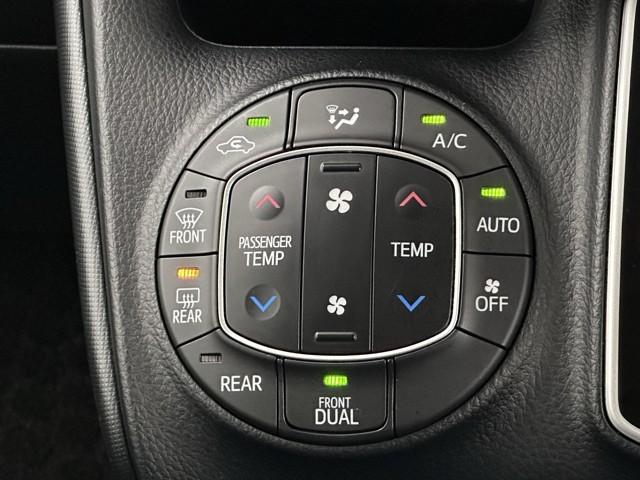 ノア Ｘ　ブレーキサポート　イモビライザー　アイドリングストッ　メンテナンスノート　ＡＵＸ　デュアルエアコン　ワンオーナー車　クルーズＣ　バックモニタ－　ＬＥＤランプ　スマートキ　オートエアコン　ＥＳＣ　３列（10枚目）