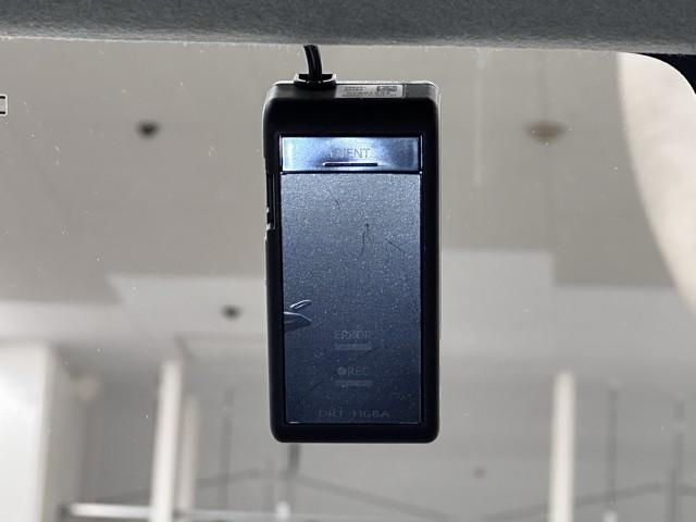 ルーミー カスタムＧ－Ｔ　助手席エアバック　両側オートスライドドア　スマートキープッシュスタート　ＴＶ　ＬＥＤライト　１オーナー　横滑り防止機能　クルコン　ＥＴＣ付　アルミホイール　キーレス　ドラレコ　セキュリティ　エアバッグ（9枚目）