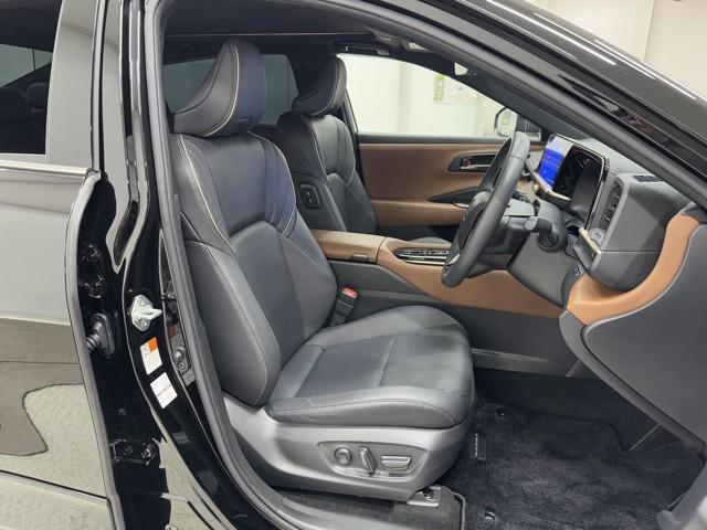 クラウンクロスオーバー Z インテリジェントクリアランスソナー ガラスルーフ ナビTV Pシート AC100V ドラレコ フルセグ キーレス フルオートエアコン オートクルーズコントロール ETC ミュージックプレイヤー接続可(16枚目)