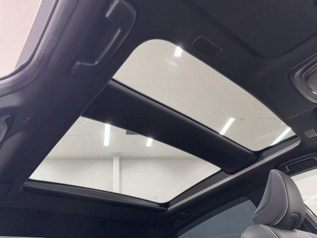 クラウンクロスオーバー Z インテリジェントクリアランスソナー ガラスルーフ ナビTV Pシート AC100V ドラレコ フルセグ キーレス フルオートエアコン オートクルーズコントロール ETC ミュージックプレイヤー接続可(19枚目)