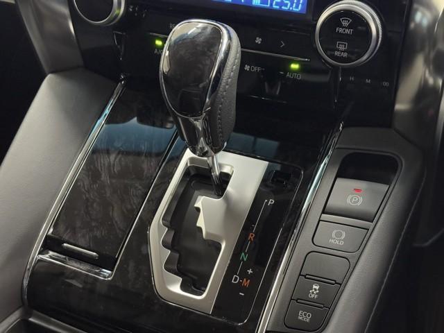 アルファード 2.5S Cパッケージ 両電動ドア Bモニタ 地デジ 定期点検記録簿 DVD再生可能 リアオートエアコン ナビテレビ 横滑り防止 クルコン AC100V電源 セキュリティ ETC車載器 LEDヘッドライト スマートキー 3列(12枚目)