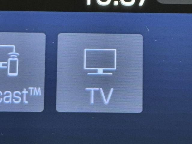 アクア X 踏み間違い防止 100V イモビ ナビ&TV ドライブレコーダー フルセグ 点検記録簿 LEDヘッドライト スマートキー 横滑り防止機能 キーレスエントリー アルミホイール オートクルーズ ETC(8枚目)