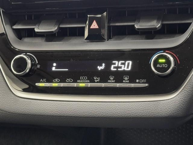 カローラツーリング G-X ドラレコ LEDヘッドライト TSS サイドエアバッグ オートクルーズコントロール 記録簿 オートエアコン スマートキー キーレス ETC ナビ 盗難防止装置 横滑り防止 ABS メモリーナビ(9枚目)