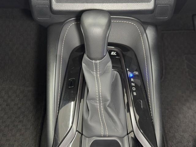 �e���݂₷���V�t�g�ł��B�@�⓹��M���̑������{�ł͑��삪�ȒP�ł����ł��B�@�V�t�g�`�F���W���₷�����ɍl�����Ĕz�u����Ă���̂ő��삵�Ղ��ł���B