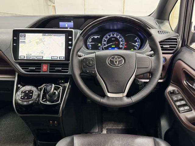 �V�b�N�ȐF�g���̉^�]�Ȏ���ł��ˁB��������Ƃ����f�U�C���ŏ�i�ȐF�g���ł��B���S�n�̗ǂ��^�]�ȁA���������Ă��郊���b�N�X�ł���f�U�C���������ł��ˁB