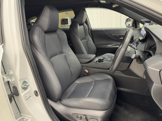 ハリアーハイブリッド Ｚ　レザーパッケージ　ナビＴＶ　ＬＥＤライト　本革　エアコン　横滑り防止　ドラレコ付　クルーズコントロール　Ｐシート　ガラスルーフ　メディアプレイヤー接続　キーレスエントリー　フルセグテレビ　アイドリングストップ　アルミ（14枚目）