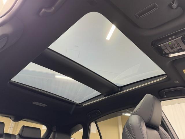 ハリアーハイブリッド Ｚ　レザーパッケージ　ナビＴＶ　ＬＥＤライト　本革　エアコン　横滑り防止　ドラレコ付　クルーズコントロール　Ｐシート　ガラスルーフ　メディアプレイヤー接続　キーレスエントリー　フルセグテレビ　アイドリングストップ　アルミ（19枚目）