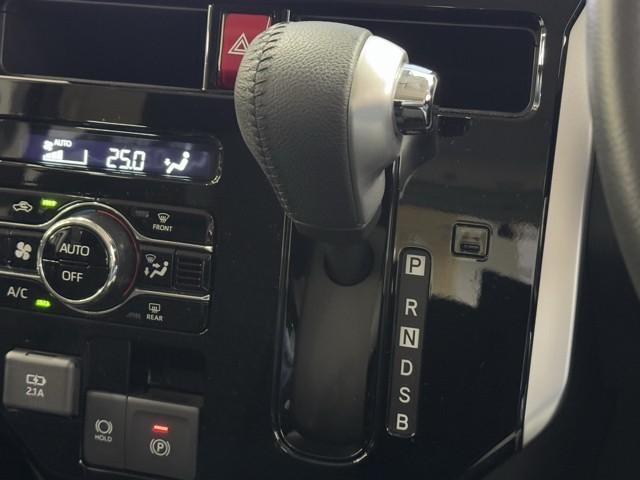 �e���݂₷���V�t�g�ł��B�@�⓹��M���̑������{�ł͑��삪�ȒP�ł����ł��B�@�V�t�g�`�F���W���₷�����ɍl�����Ĕz�u����Ă���̂ő��삵�Ղ��ł���B