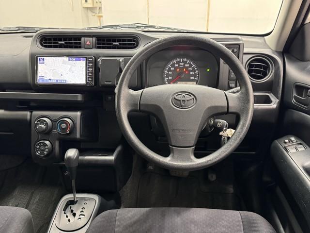 プロボックス ＧＬ　Ｂカメ　プリクラッシュ　パワーウインドウ　ナビＴＶ　メモリナビ　助手席エアバック　整備記録簿　パワステ　横滑り防止　キ－レス　エアバック　ＡＵＸ接続　ＡＢＳ付　ＥＴＣ　盗難防止装置　マニュアルエアコン（4枚目）