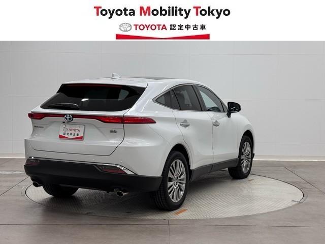 ハリアーハイブリッド Z レザーパッケージ パノラマサンルーフ 100V電源 地デジ 横滑防止 盗難防止システム Bモニター 革 LEDライト パワーウィンドウ クルコン スマートキ- 助手席エアバック パワーシート エアバッグ 点検記録簿(2枚目)