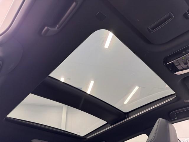 ハリアーハイブリッド Z レザーパッケージ パノラマサンルーフ 100V電源 地デジ 横滑防止 盗難防止システム Bモニター 革 LEDライト パワーウィンドウ クルコン スマートキ- 助手席エアバック パワーシート エアバッグ 点検記録簿(19枚目)