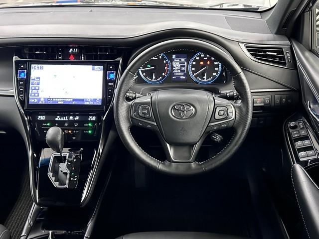 ハリアー プレミアム　スタイルノアール　レーダーブレーキ　アルミ　キーフリー　クルーズコントロール　ＬＥＤヘッドライト　横滑り防止システム　ナビＴＶ　スマキー　ＥＴＣ車載器　エアバッグ　ＡＢＳ　記録簿有　セキュリティー　パワーシート（4枚目）