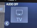 TVが見れるチューナーを装備しています。 新しい車でも付いていないことで、TVが見れない事も多々あるので要チェックです。