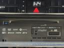 使い易いCDが再生できるステレオは音質も良好です! 長時間のドライブもお気に入りの音楽が有れば楽しくドライブできちゃいますね。 でも、安全の為にも音量は控えめに。
