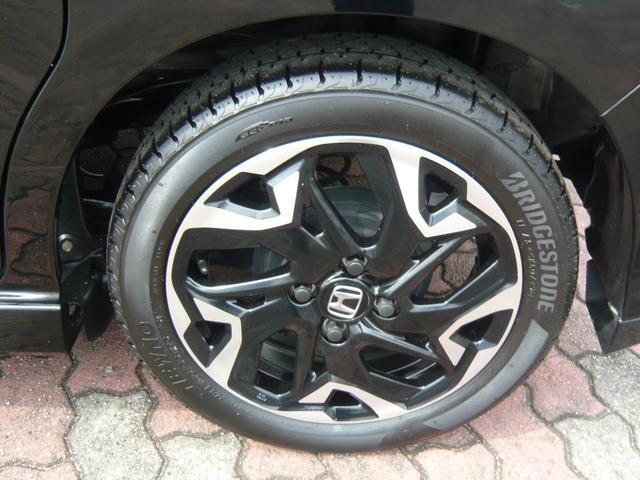 Ｎ－ＢＯＸカスタム Ｇ・Ｌターボホンダセンシング　衝突被害軽減ブレーキ　横滑り防止装置　ナビ　ワンセグＴＶ　バックカメラ　両側電動スライドドア　ＥＴＣ　クルーズコントロール　オートライト　スマートキー（24枚目）