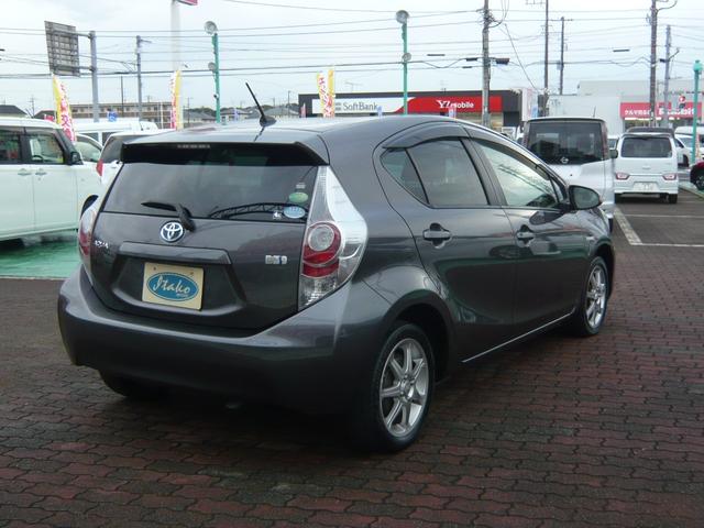 アクア Ｇ　ナビ　ＴＶ　ブルートゥース　バックカメラ　スマートキー　ＥＴＣ　オートライト（2枚目）