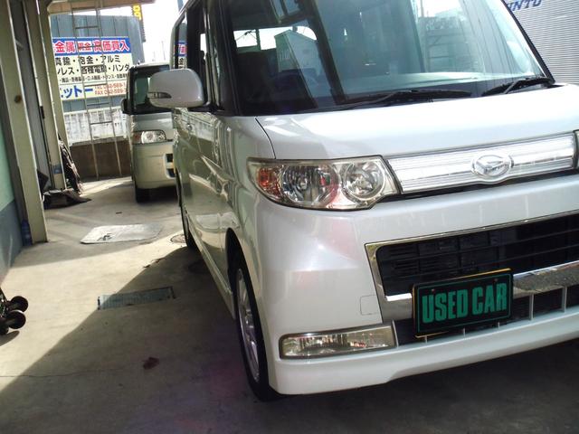 タント カスタムＲＳ　カスタムＲＳ　電動スライドドア　ナビ　ＴＶ　ＨＩＤ　スマートキー　電動格納ミラー　ベンチシート　ＣＶＴ　ＡＢＳ　ＣＤ　アルミホイール　エアコン　パワーステアリング　パワーウィンドウ　ＥＴＣ（3枚目）