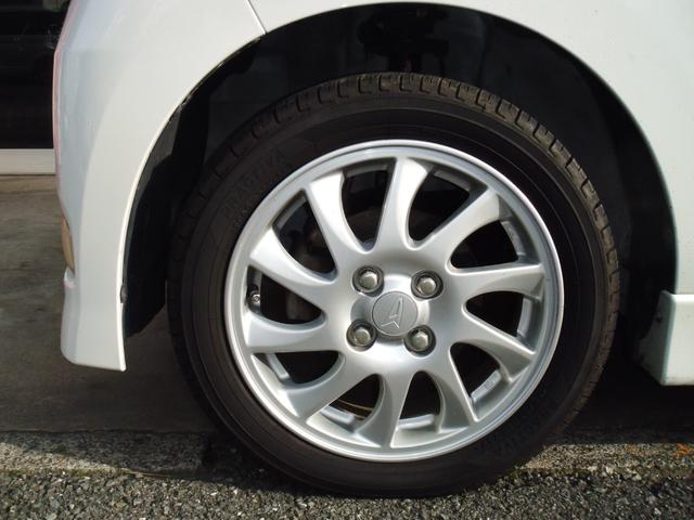 タント カスタムＲＳ　カスタムＲＳ　電動スライドドア　ナビ　ＴＶ　ＨＩＤ　スマートキー　電動格納ミラー　ベンチシート　ＣＶＴ　ＡＢＳ　ＣＤ　アルミホイール　エアコン　パワーステアリング　パワーウィンドウ　ＥＴＣ（9枚目）