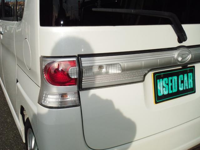 タント カスタムＲＳ　カスタムＲＳ　電動スライドドア　ナビ　ＴＶ　ＨＩＤ　スマートキー　電動格納ミラー　ベンチシート　ＣＶＴ　ＡＢＳ　ＣＤ　アルミホイール　エアコン　パワーステアリング　パワーウィンドウ　ＥＴＣ（15枚目）