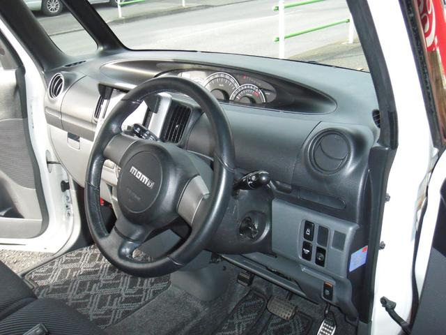 タント カスタムＲＳ　カスタムＲＳ　電動スライドドア　ナビ　ＴＶ　ＨＩＤ　スマートキー　電動格納ミラー　ベンチシート　ＣＶＴ　ＡＢＳ　ＣＤ　アルミホイール　エアコン　パワーステアリング　パワーウィンドウ　ＥＴＣ（18枚目）