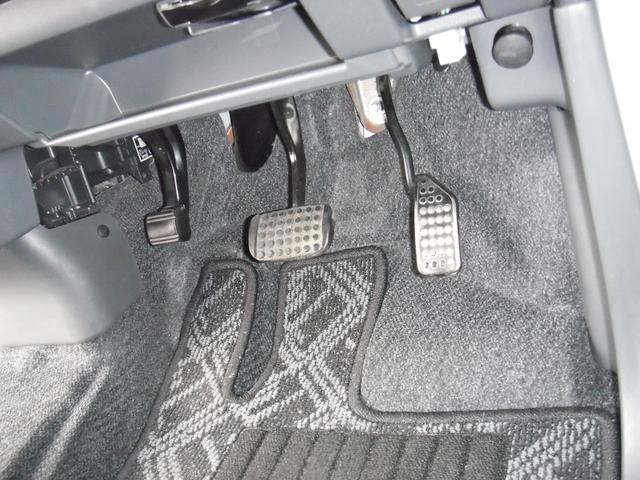 タント カスタムＲＳ　カスタムＲＳ　電動スライドドア　ナビ　ＴＶ　ＨＩＤ　スマートキー　電動格納ミラー　ベンチシート　ＣＶＴ　ＡＢＳ　ＣＤ　アルミホイール　エアコン　パワーステアリング　パワーウィンドウ　ＥＴＣ（31枚目）