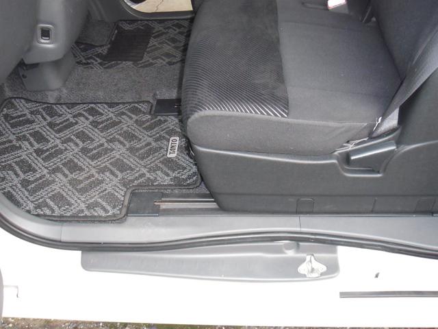 タント カスタムＲＳ　カスタムＲＳ　電動スライドドア　ナビ　ＴＶ　ＨＩＤ　スマートキー　電動格納ミラー　ベンチシート　ＣＶＴ　ＡＢＳ　ＣＤ　アルミホイール　エアコン　パワーステアリング　パワーウィンドウ　ＥＴＣ（44枚目）