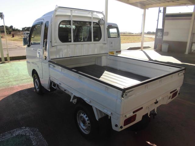 ダイハツ ハイゼットトラック ジャンボ 1オーナー 4wd 社外ナビ地デジ キーレス 作業灯 ゲートプロテクター 117 0万円 平成29年 17年 千葉県 中古車 価格 Com ダイハツ ハイゼットトラック ジャンボ 1オーナー 4wd 社外ナビ地デジ キーレス 作業灯 ゲートプロテクター 117 0万円 平成29年 17年 千葉県 中古車 価格 Com