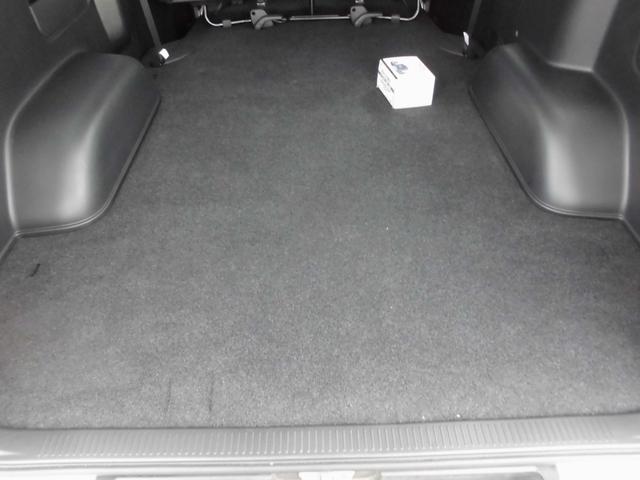 ハイエースバン スーパーGL ダークプライムII 1オーナー ナビフルセグ地デジ ミラー内臓Bカメラ ETC ドラレコ 純OPアルミ 両側パワーSドア LEDヘッドライト TVジャンプキット スマートキー 100v電源 WエアB 衝突被害軽減システム(40枚目)