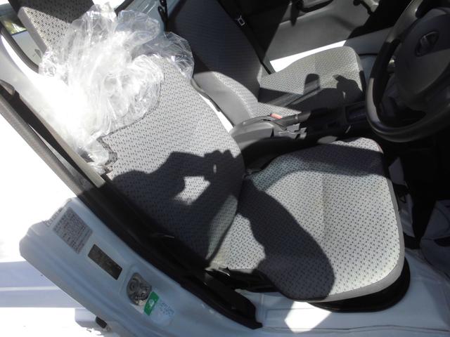 NT100クリッパートラック DX 切り替え式4WD オートマ エアコン パワステ エアバッグ(25枚目)