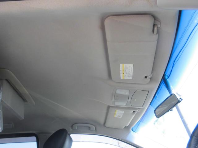 エルグランド ２５０ハイウェイスター　切替式４ＷＤ　７人乗り　純正ナビ　全方位アラウンドビューカメラ　純天井モニター　左右パワースライドドア　ＥＴＣ　ＨＩＤ　スマートキー　専用コンビレザー風シート　タイヤ４本新品（21枚目）