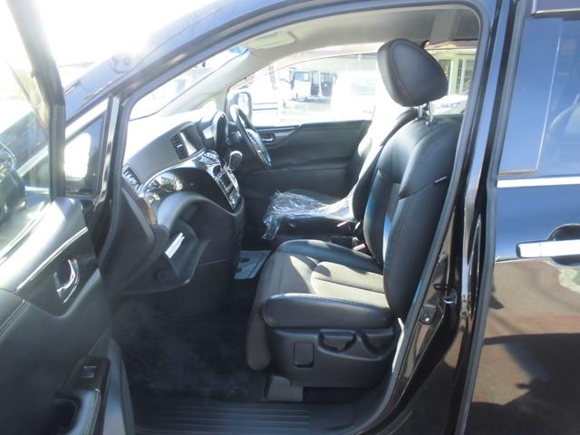 エルグランド ２５０ハイウェイスター　切替式４ＷＤ　７人乗り　純正ナビ　全方位アラウンドビューカメラ　純天井モニター　左右パワースライドドア　ＥＴＣ　ＨＩＤ　スマートキー　専用コンビレザー風シート　タイヤ４本新品（28枚目）