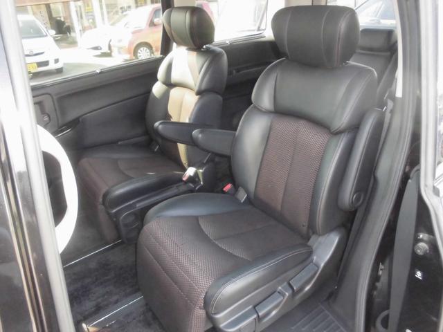 エルグランド ２５０ハイウェイスター　切替式４ＷＤ　７人乗り　純正ナビ　全方位アラウンドビューカメラ　純天井モニター　左右パワースライドドア　ＥＴＣ　ＨＩＤ　スマートキー　専用コンビレザー風シート　タイヤ４本新品（31枚目）