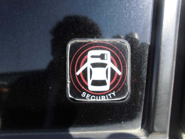 エルグランド ２５０ハイウェイスター　切替式４ＷＤ　７人乗り　純正ナビ　全方位アラウンドビューカメラ　純天井モニター　左右パワースライドドア　ＥＴＣ　ＨＩＤ　スマートキー　専用コンビレザー風シート　タイヤ４本新品（44枚目）