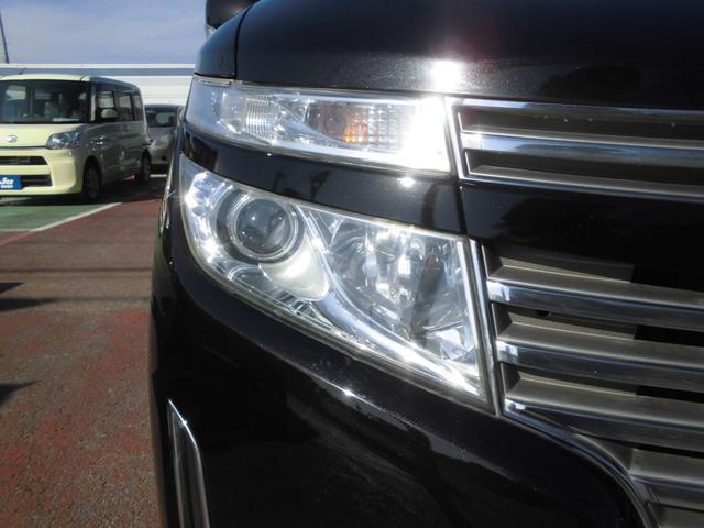 エルグランド ２５０ハイウェイスター　切替式４ＷＤ　７人乗り　純正ナビ　全方位アラウンドビューカメラ　純天井モニター　左右パワースライドドア　ＥＴＣ　ＨＩＤ　スマートキー　専用コンビレザー風シート　タイヤ４本新品（55枚目）