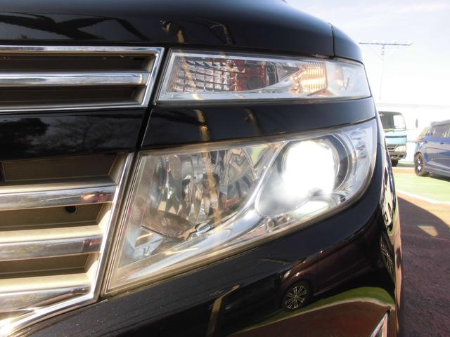 エルグランド ２５０ハイウェイスター　切替式４ＷＤ　７人乗り　純正ナビ　全方位アラウンドビューカメラ　純天井モニター　左右パワースライドドア　ＥＴＣ　ＨＩＤ　スマートキー　専用コンビレザー風シート　タイヤ４本新品（58枚目）