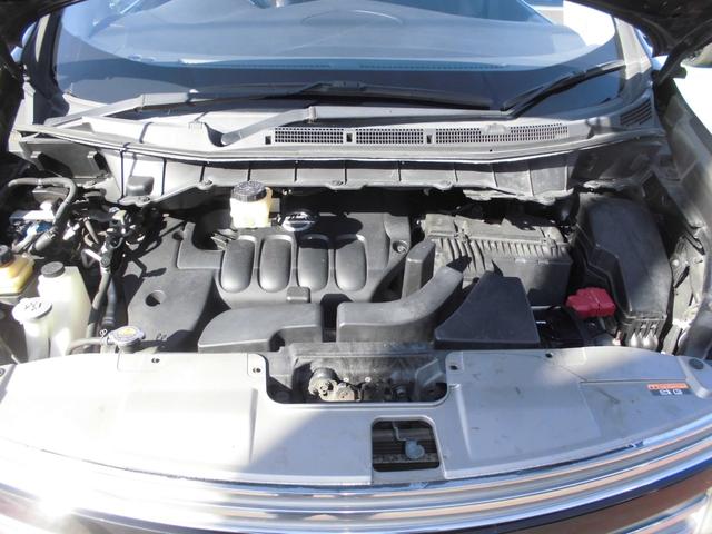 エルグランド ２５０ハイウェイスター　切替式４ＷＤ　７人乗り　純正ナビ　全方位アラウンドビューカメラ　純天井モニター　左右パワースライドドア　ＥＴＣ　ＨＩＤ　スマートキー　専用コンビレザー風シート　タイヤ４本新品（59枚目）