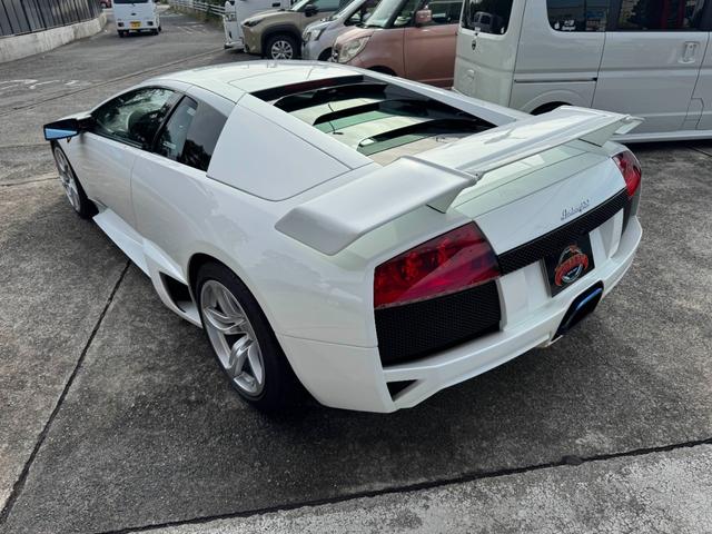 LAMBORGHINI MURCIELAGO LP640