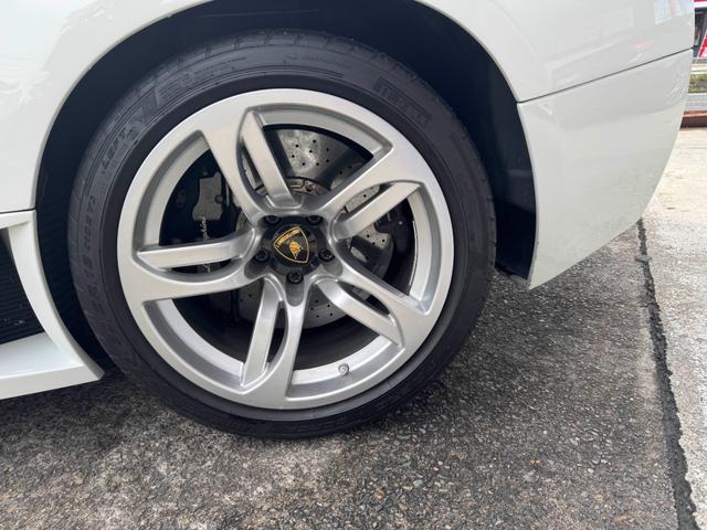 LAMBORGHINI MURCIELAGO LP640