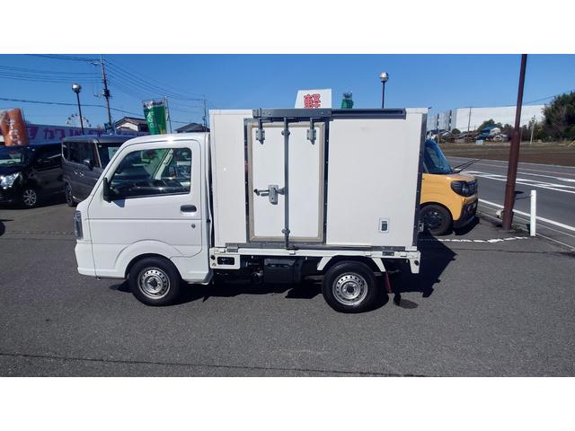 日産 ＮＴ１００クリッパートラック