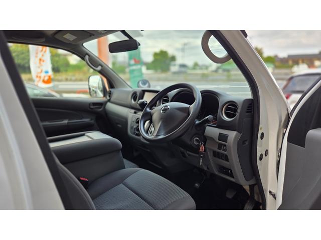 NV350キャラバンワゴン DX 10人乗り ガソリン車 ナビ バックカメラ スペアキー有り ETC Wエアコン(9枚目)